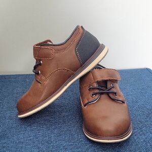 Brown Toddler Boys Shoes with Navy Blue Accents